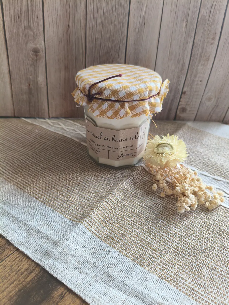 Bougie parfumée CARAMEL AU BEURRE SALE / 260 Gr